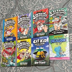 Scholastic Full Color Captain Underpants and Cat Kid Comic Club Set